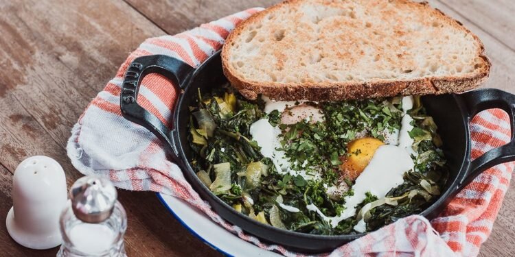 Recette premium : Sandwich au steak et homard au beurre basilic – Un festin entre deux tranches de pain !