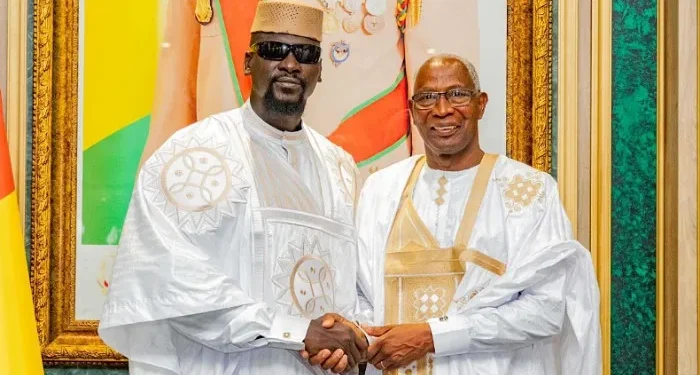 Guinée : Le Premier ministre Bah Oury et son gouvernement prêtent serment devant le président Mamadi Doumbouya.