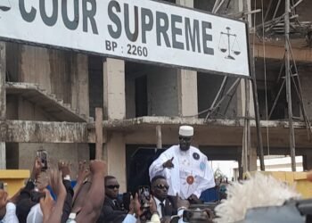 Grand Débat du Vendredi : Mamadi Doumbouya candidat — Quelles conséquences économiques et sociales pour la Guinée ? 