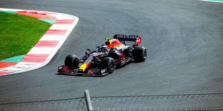 Les Sports Mécaniques en Europe : Formula 1, MotoGP et Innovation.