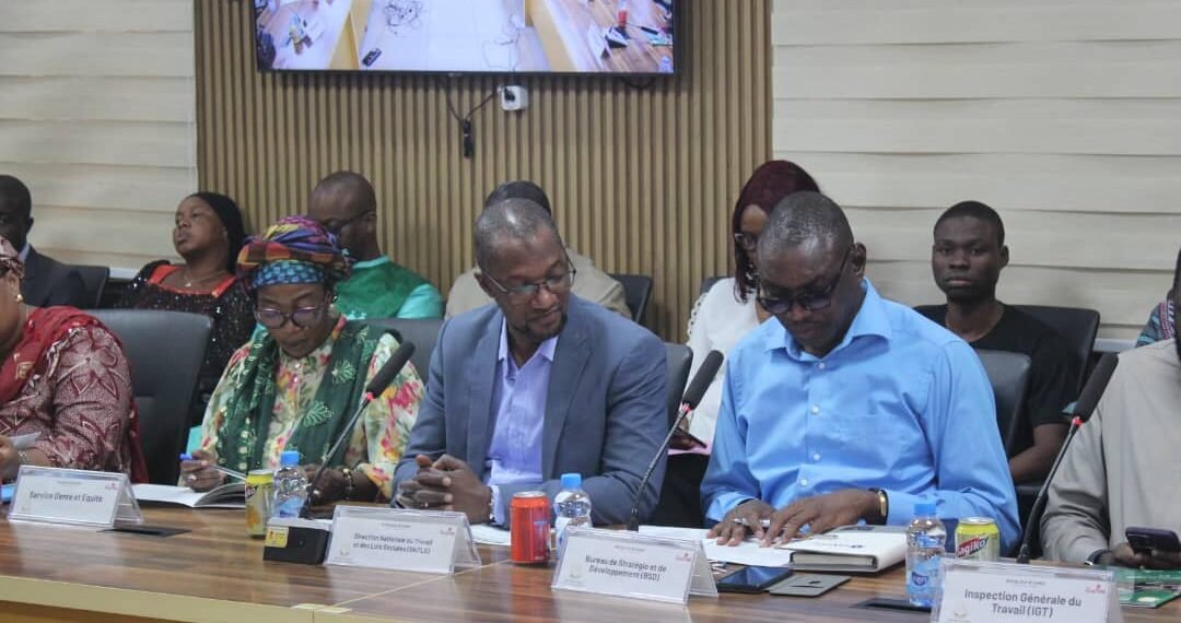 Pourquoi le chômage des jeunes devient un problème croissant en Guinée?