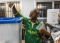 Guinée : Une élection législative sous tension, marquée par des doutes sur la crédibilité de la DGE! 